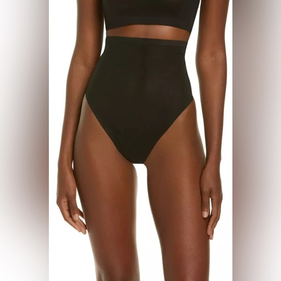 SKIMS Power Mesh High Waisted Thong ONYX M - Picture 1 of 6